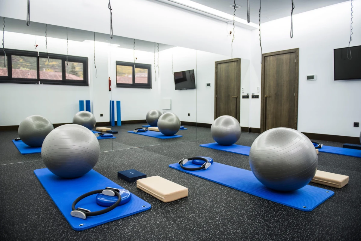 Foto 02 Actívate Pilates studio with exercise equipment