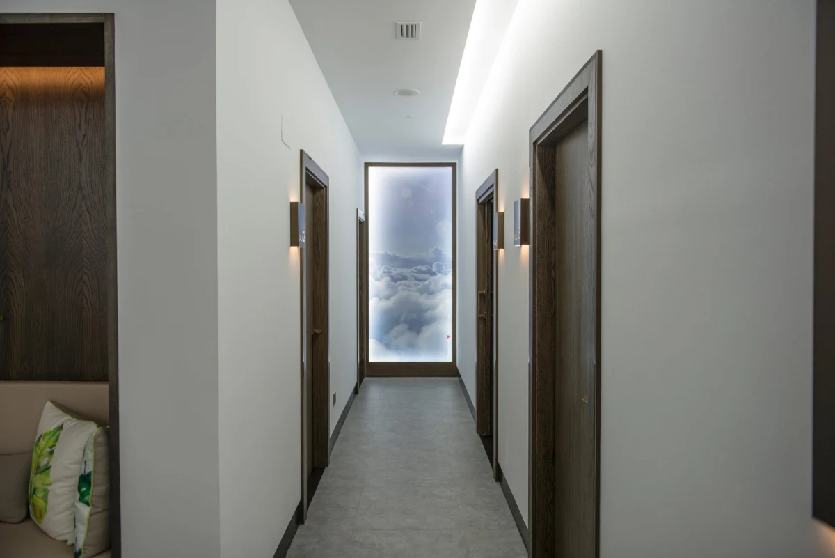 Pasillo 1 Actívate clinic corridor