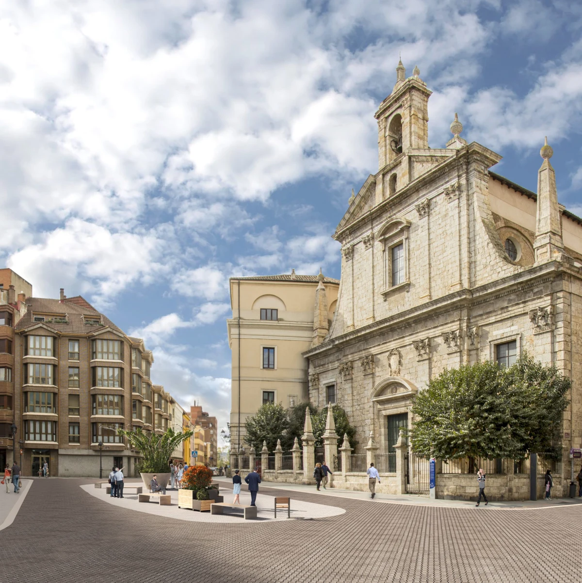 Visualización urbana de plaza junto a una iglesia histórica de Palencia